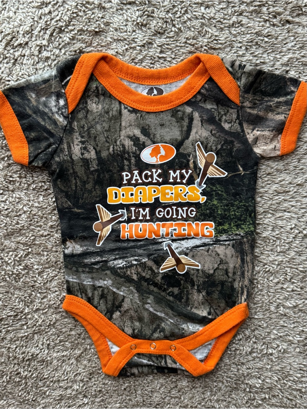 Mossy Oak Pack My Diapers I’m Going Hunting Baby Camo Bodysuit Orange Trim 0-3M